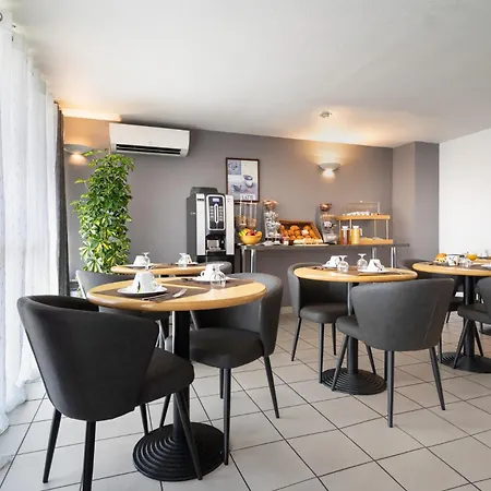Sejours & Affaires Annecy Le Pont Neuf Aparthotel Cran-Gevrier