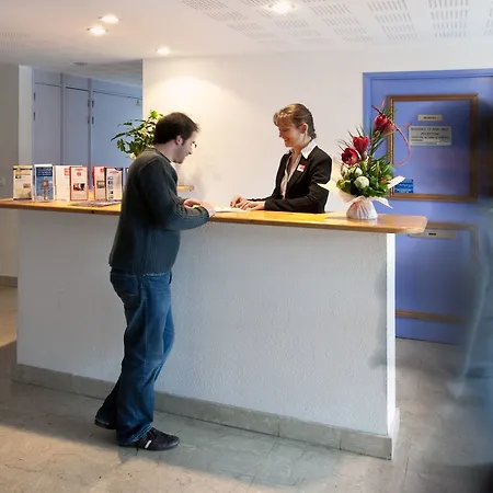 Aparthotel Sejours & Affaires Annecy Le Pont Neuf