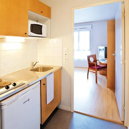 Sejours & Affaires Annecy Le Pont Neuf 2* Cran-Gevrier