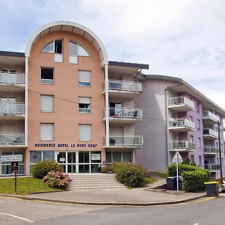 Sejours & Affaires Annecy Le Pont Neuf Aparthotel 2*